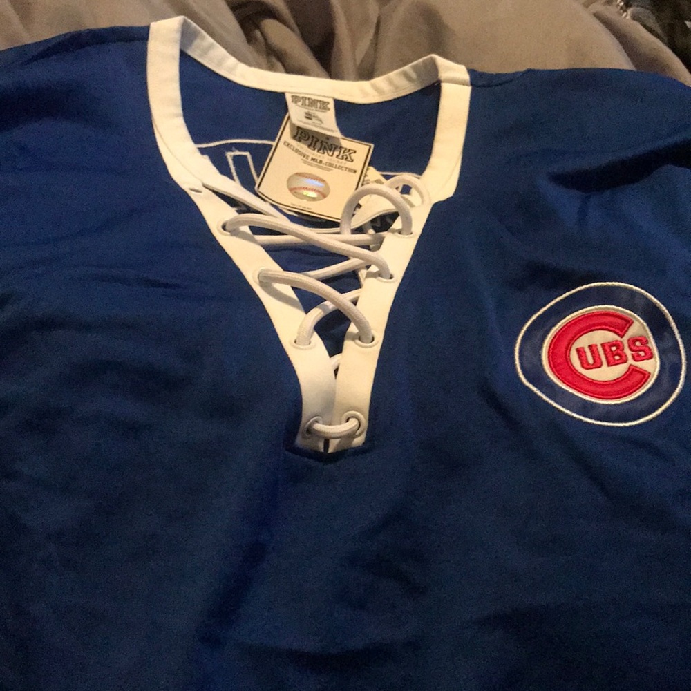 New Pink Chi Cubs shirt